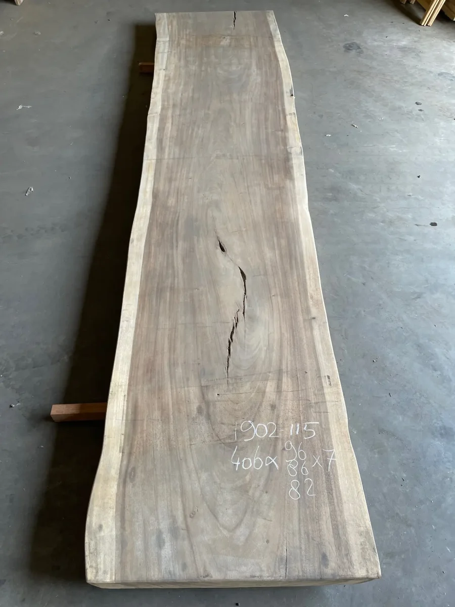 406×96/86/82x7cm | 1902-115